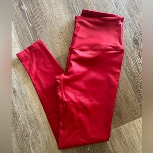 Victoria Secret Sport Knockout Red shimmery leggings